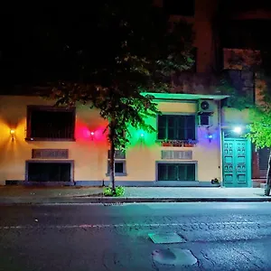 Tufina Hostel Tiran